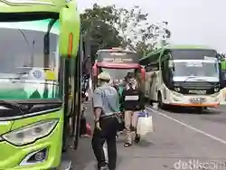 H-3 Lebaran, Penumpang di Terminal Cicaheum Bandung Belum Mengalami Lonjakan